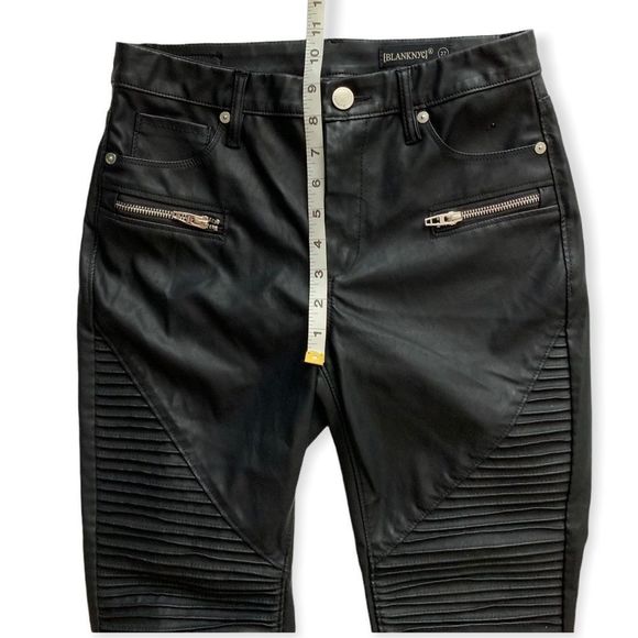 Blank NYC Black Skinny Pants - Picture 4 of 7